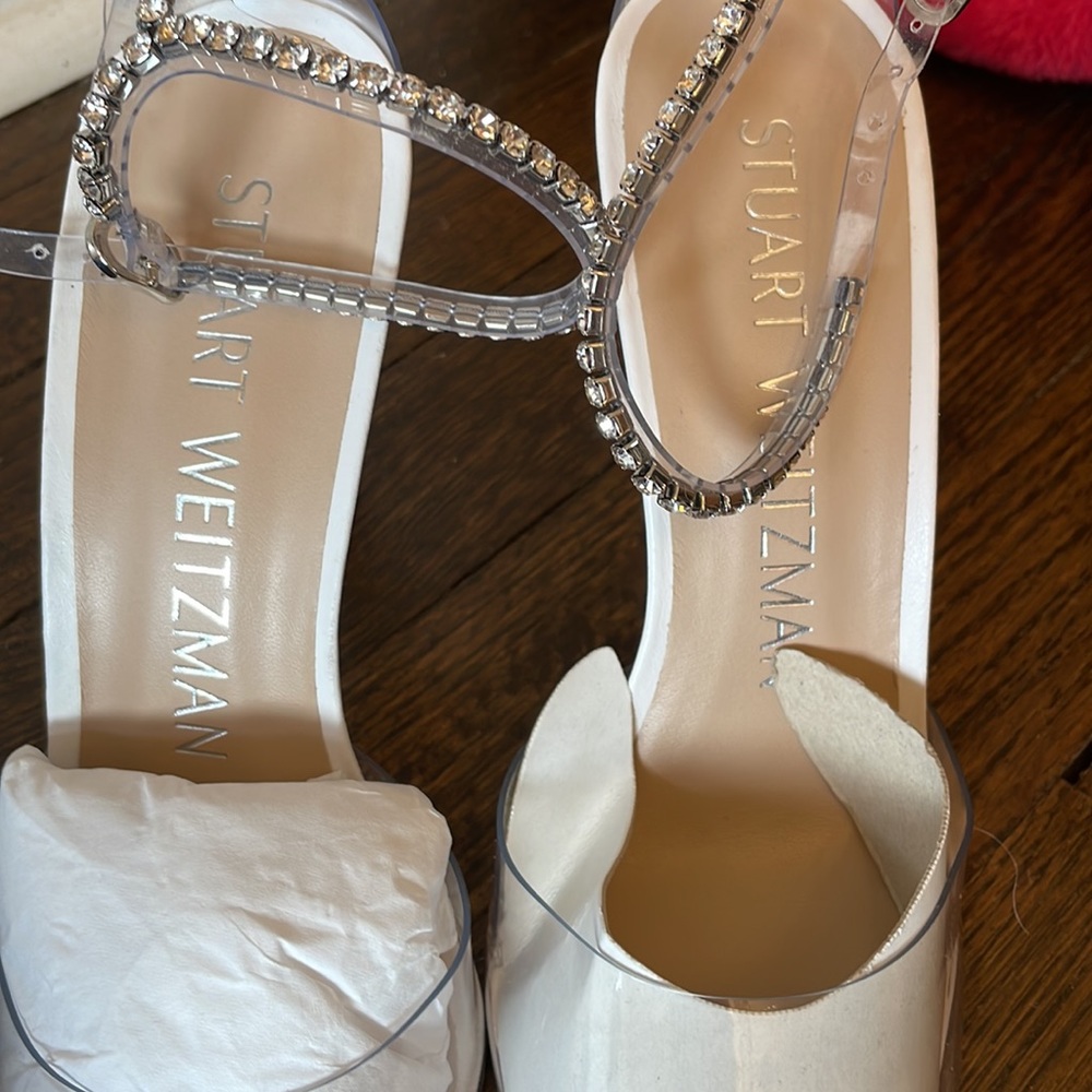 Stuart Weitzman Glam 100 Strap Pump in Clear & White Revolve size 7 - Picture 7 of 9
